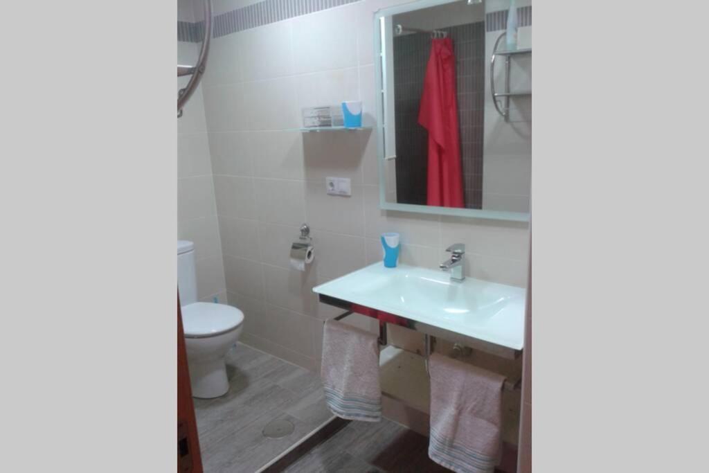 Bonito Apartamento Cerca Del Puerto Malaga Bagian luar foto